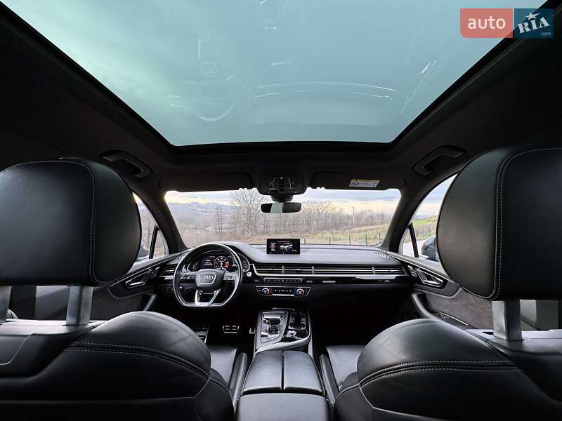 Внедорожник / Кроссовер Audi SQ7 2018 в Черновцах