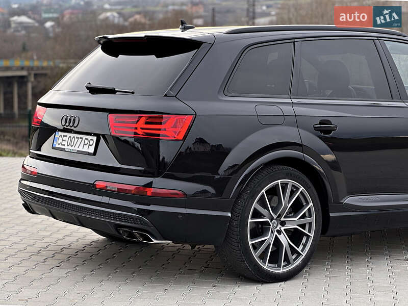 Внедорожник / Кроссовер Audi SQ7 2018 в Черновцах