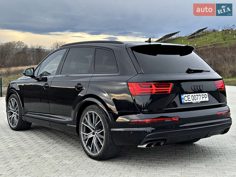 Внедорожник / Кроссовер Audi SQ7 2018 в Черновцах