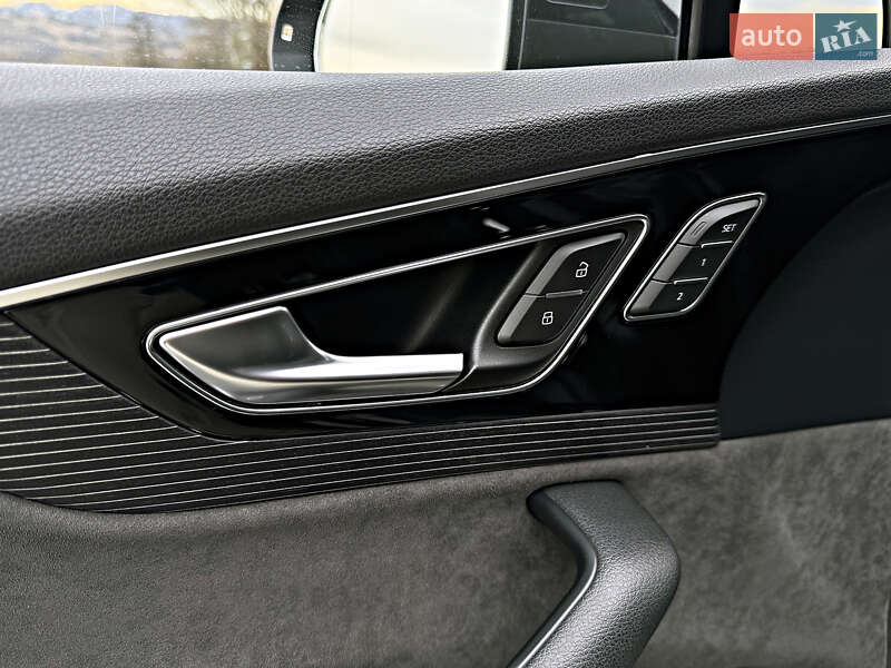 Внедорожник / Кроссовер Audi SQ7 2018 в Черновцах фото 86 Внедорожник / Кроссовер Audi SQ7 2018 в Черновцах