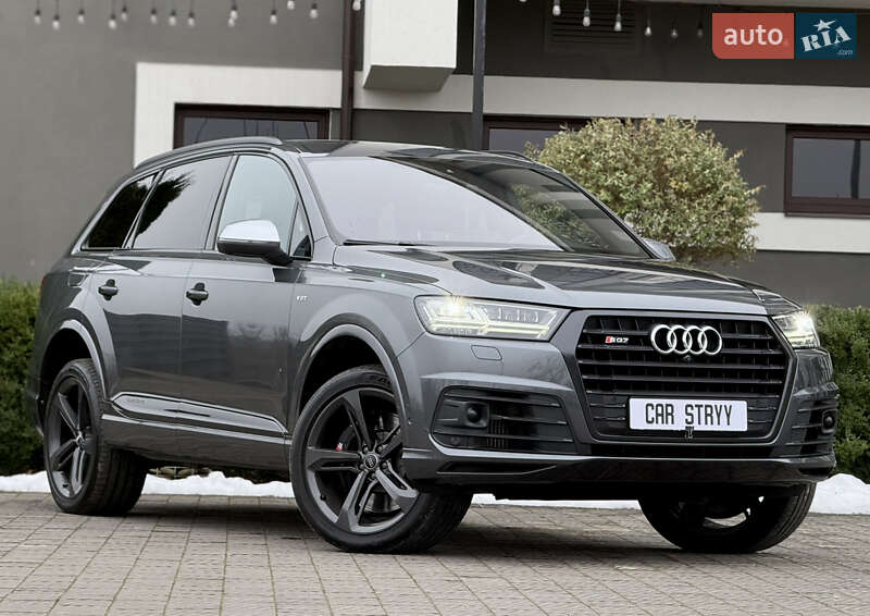 Позашляховик / Кросовер Audi SQ7 2017 в Стрию