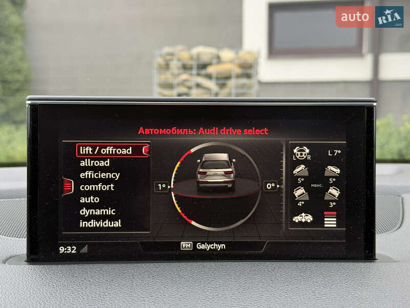 Позашляховик / Кросовер Audi SQ7 2017 в Стрию