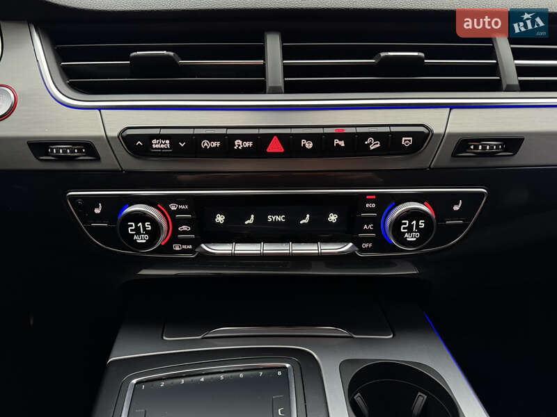 Внедорожник / Кроссовер Audi SQ7 2017 в Киеве фото 49 Внедорожник / Кроссовер Audi SQ7 2017 в Киеве