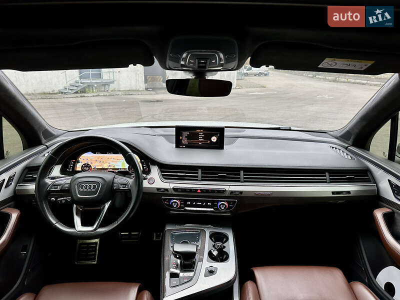 Внедорожник / Кроссовер Audi SQ7 2017 в Киеве фото 51 Внедорожник / Кроссовер Audi SQ7 2017 в Киеве