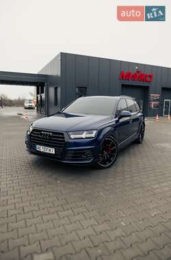 Позашляховик / Кросовер Audi SQ7 2019 в Кривому Розі