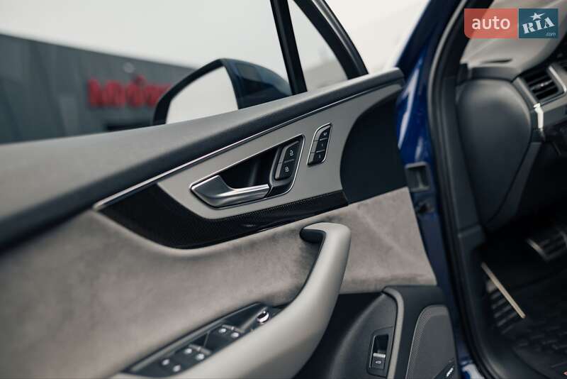 Внедорожник / Кроссовер Audi SQ7 2019 в Кривом Роге