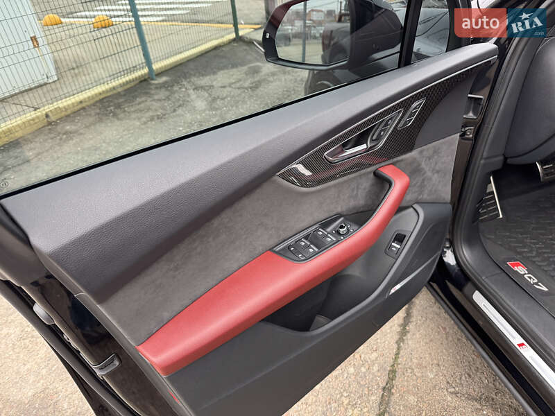 Внедорожник / Кроссовер Audi SQ7 2020 в Киеве фото 16 Внедорожник / Кроссовер Audi SQ7 2020 в Киеве