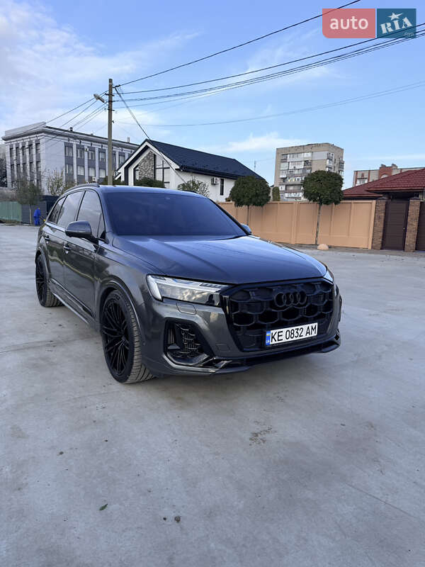 Audi SQ7 2024