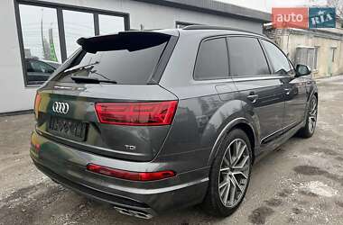 Позашляховик / Кросовер Audi SQ7 2017 в Вінниці