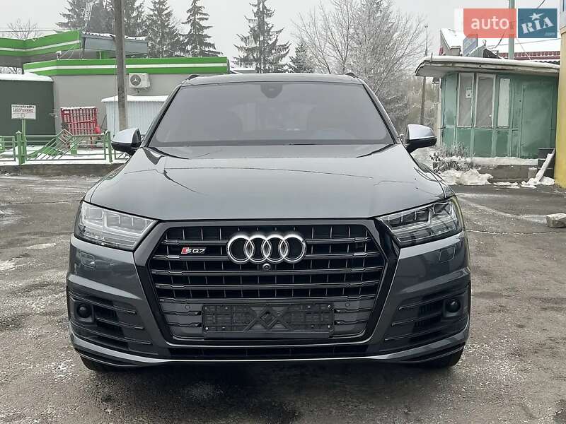Позашляховик / Кросовер Audi SQ7 2017 в Вінниці