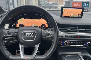 Позашляховик / Кросовер Audi SQ7 2017 в Вінниці