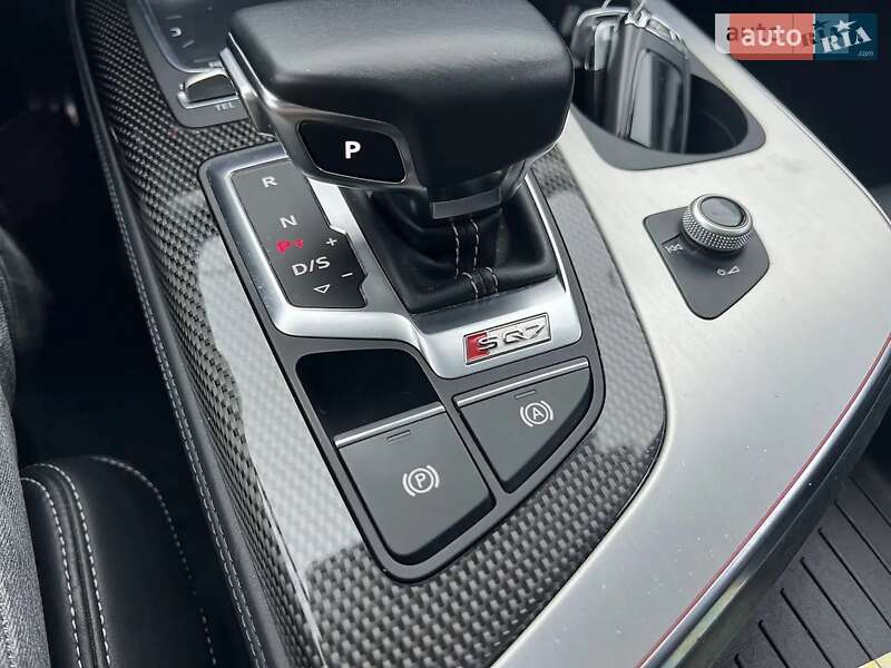 Позашляховик / Кросовер Audi SQ7 2017 в Вінниці