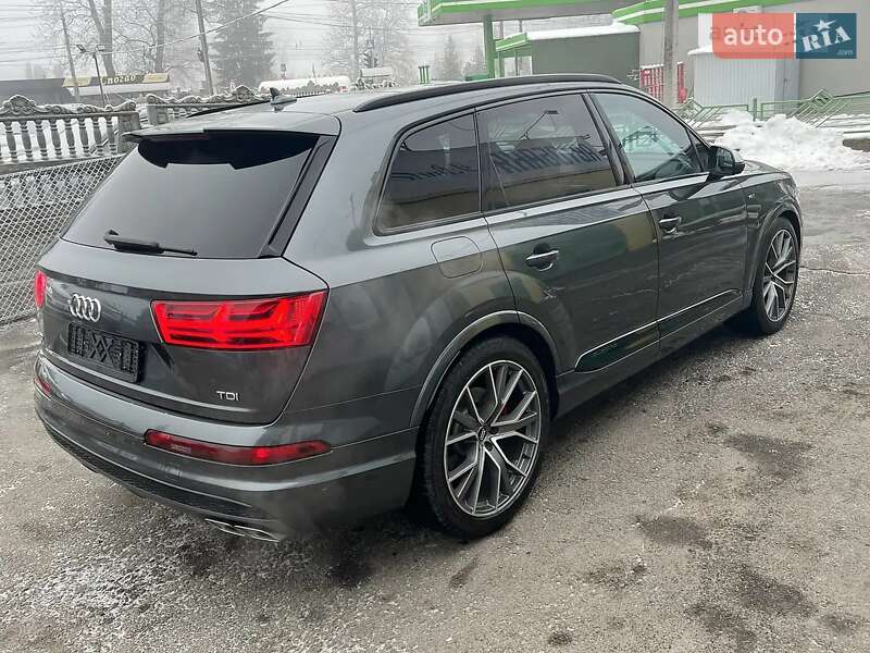 Позашляховик / Кросовер Audi SQ7 2017 в Вінниці