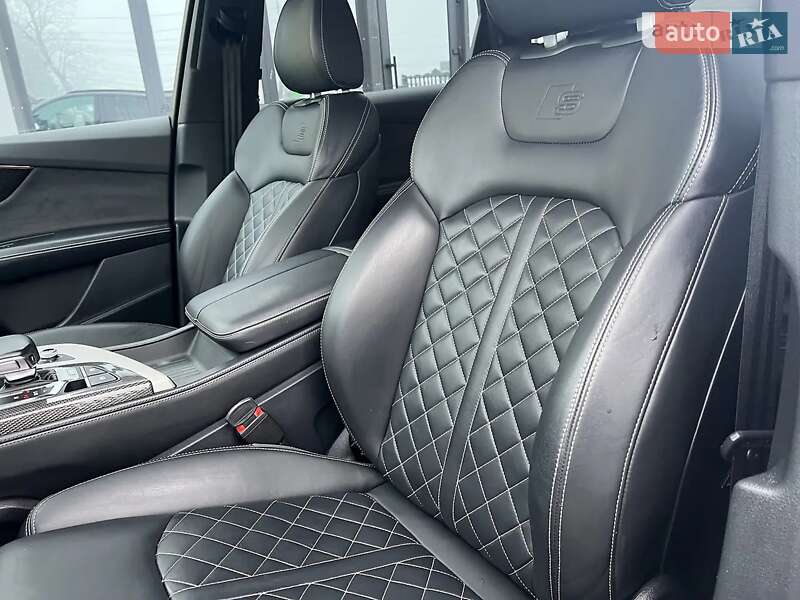 Позашляховик / Кросовер Audi SQ7 2017 в Вінниці