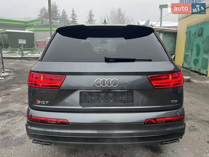 Позашляховик / Кросовер Audi SQ7 2017 в Вінниці
