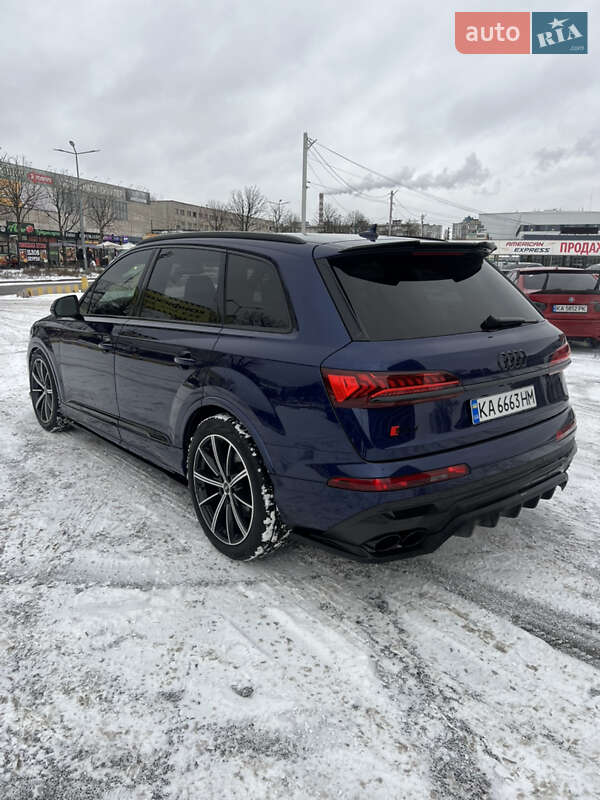 Внедорожник / Кроссовер Audi SQ7 2020 в Киеве