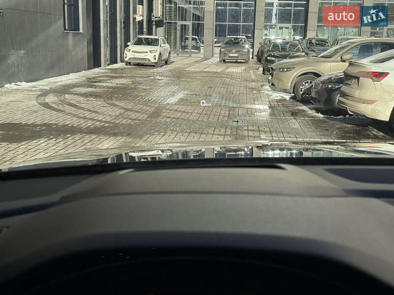 Внедорожник / Кроссовер Audi SQ7 2020 в Киеве