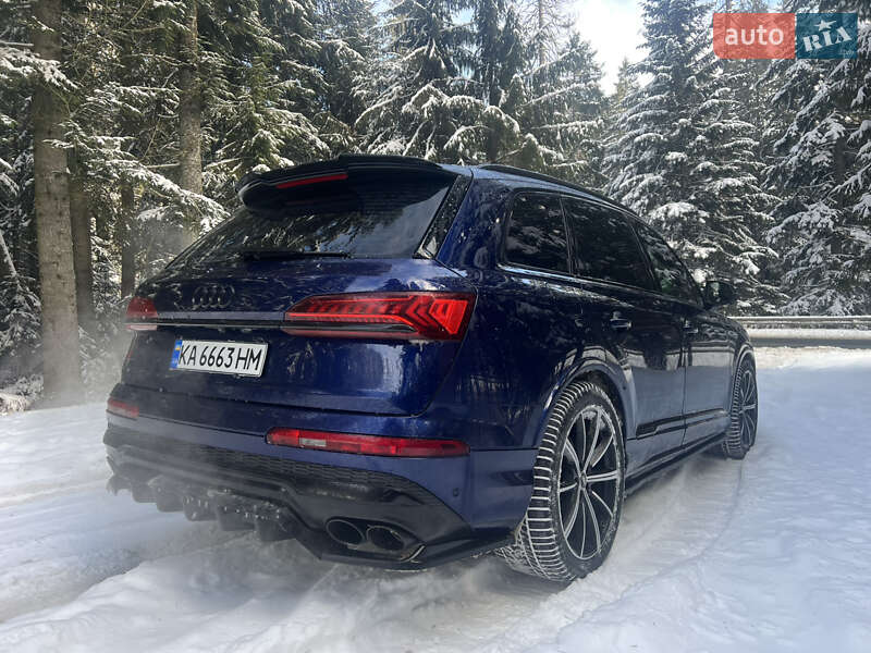 Внедорожник / Кроссовер Audi SQ7 2020 в Киеве