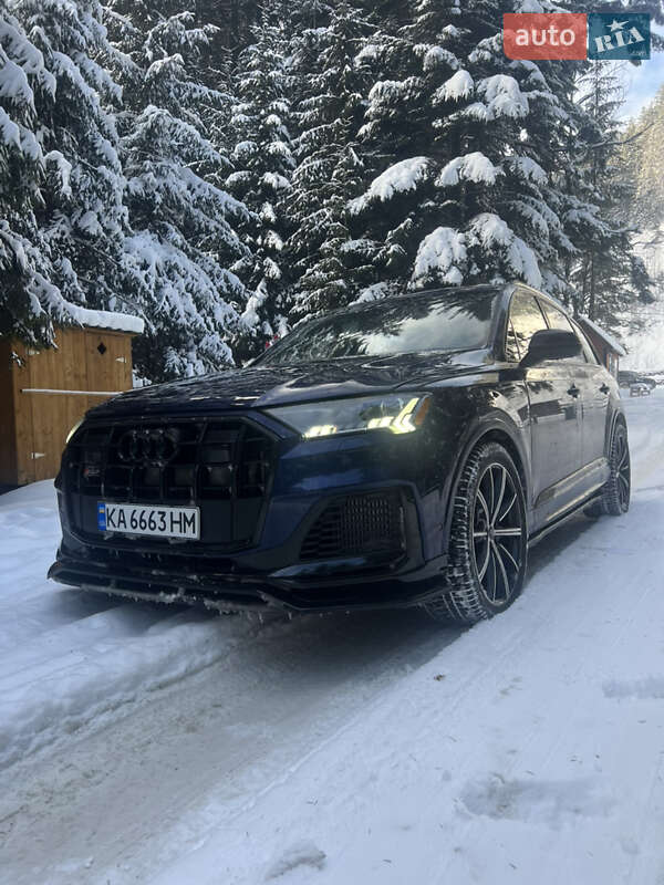 Внедорожник / Кроссовер Audi SQ7 2020 в Киеве