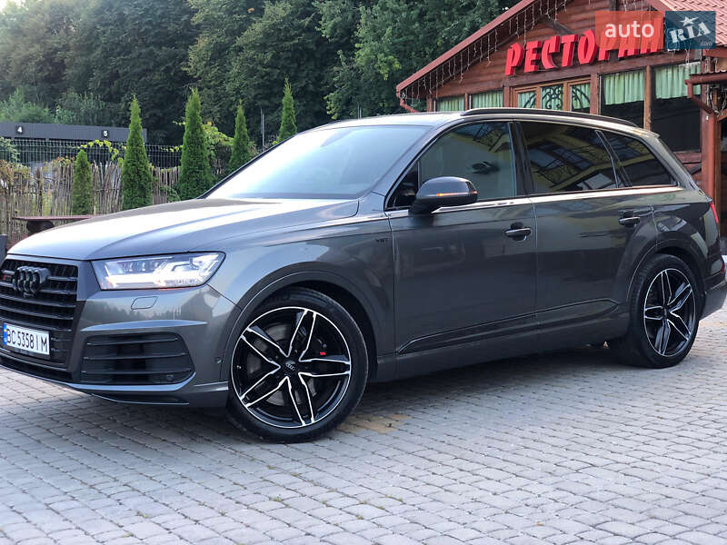 Внедорожник / Кроссовер Audi SQ7 2017 в Трускавце