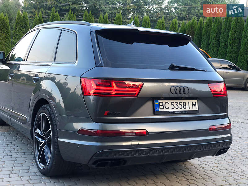 Внедорожник / Кроссовер Audi SQ7 2017 в Трускавце