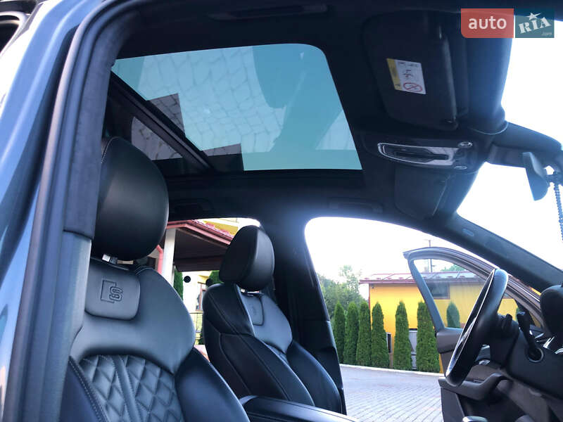 Внедорожник / Кроссовер Audi SQ7 2017 в Трускавце