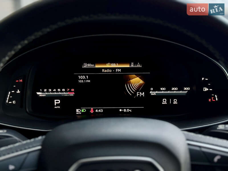 Внедорожник / Кроссовер Audi SQ7 2020 в Киеве