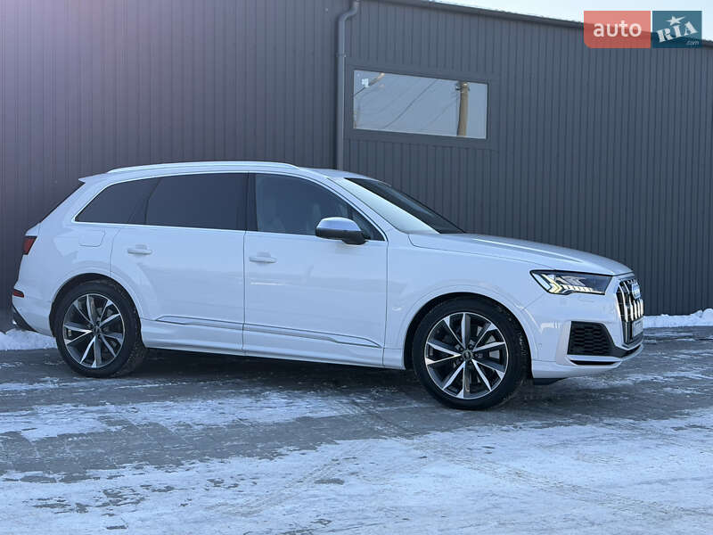 Позашляховик / Кросовер Audi SQ7 2021 в Коломиї