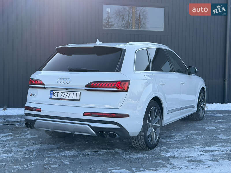 Позашляховик / Кросовер Audi SQ7 2021 в Коломиї
