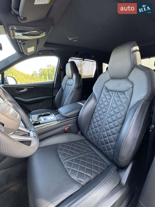 Позашляховик / Кросовер Audi SQ7 2021 в Коломиї
