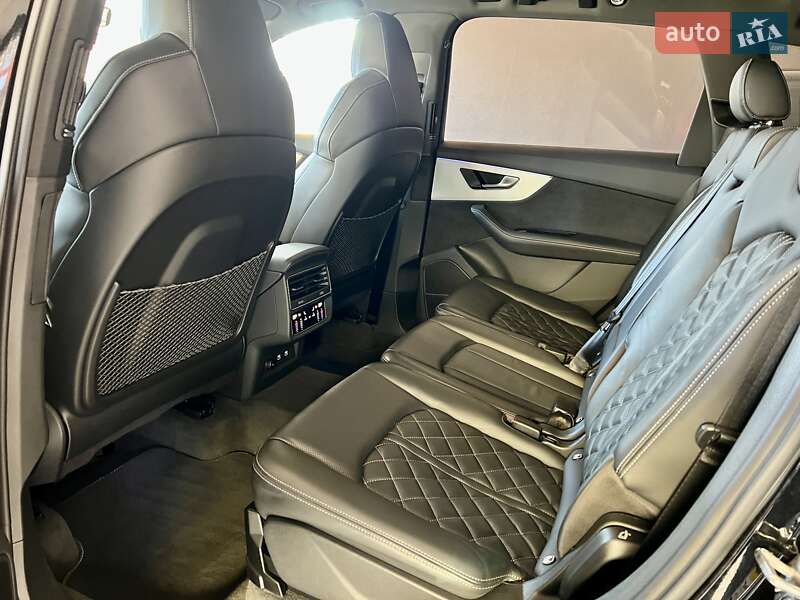 Внедорожник / Кроссовер Audi SQ7 2021 в Киеве фото 17 Внедорожник / Кроссовер Audi SQ7 2021 в Киеве
