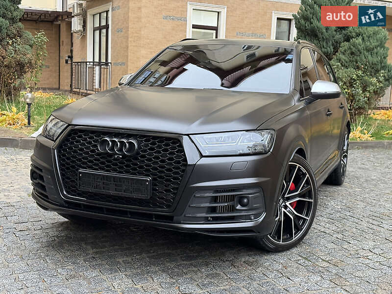 Позашляховик / Кросовер Audi SQ7 2017 в Києві