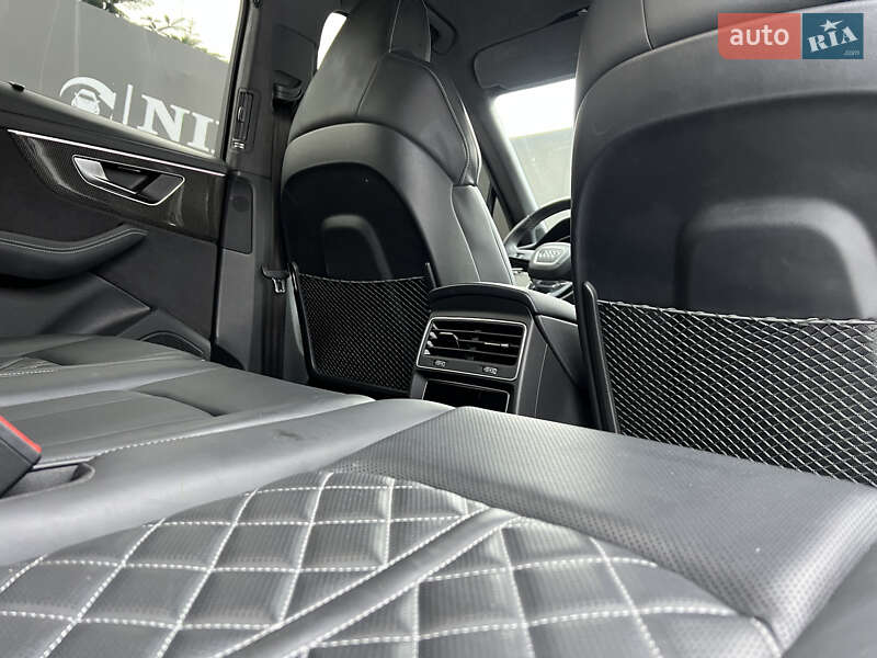 Внедорожник / Кроссовер Audi SQ7 2023 в Львове