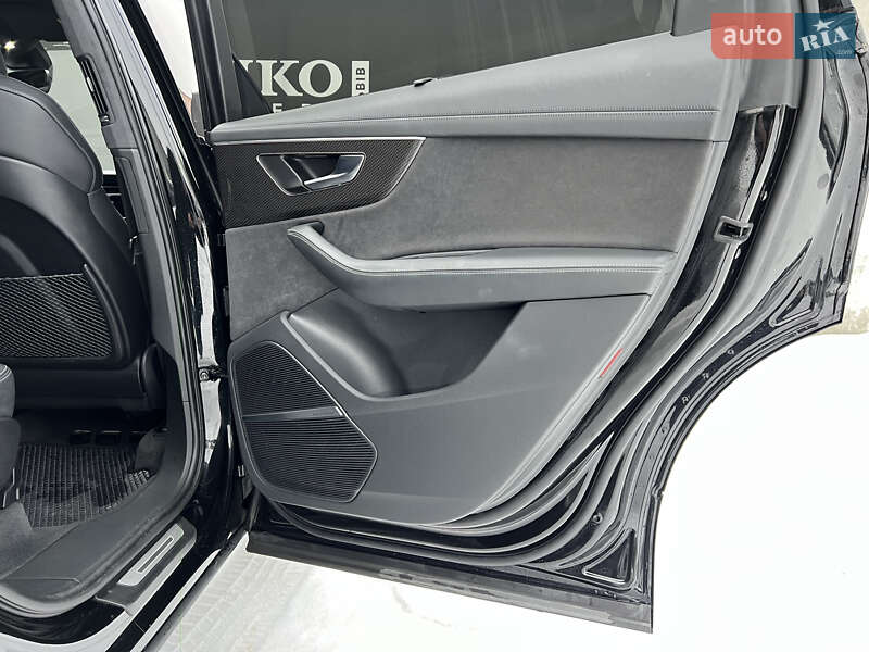 Внедорожник / Кроссовер Audi SQ7 2023 в Львове