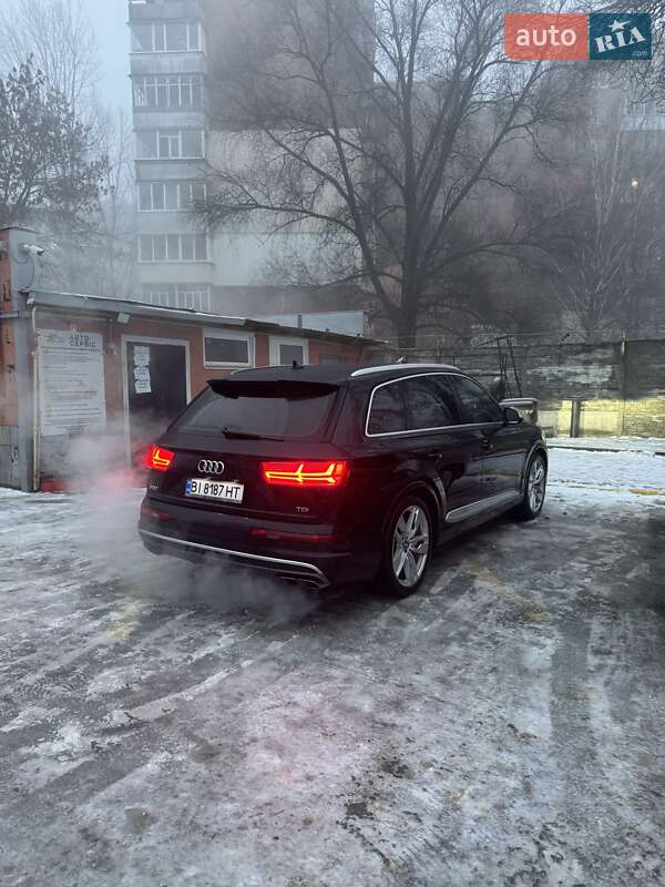 Позашляховик / Кросовер Audi SQ7 2016 в Полтаві фото Позашляховик / Кросовер Audi SQ7 2016 в Полтаві