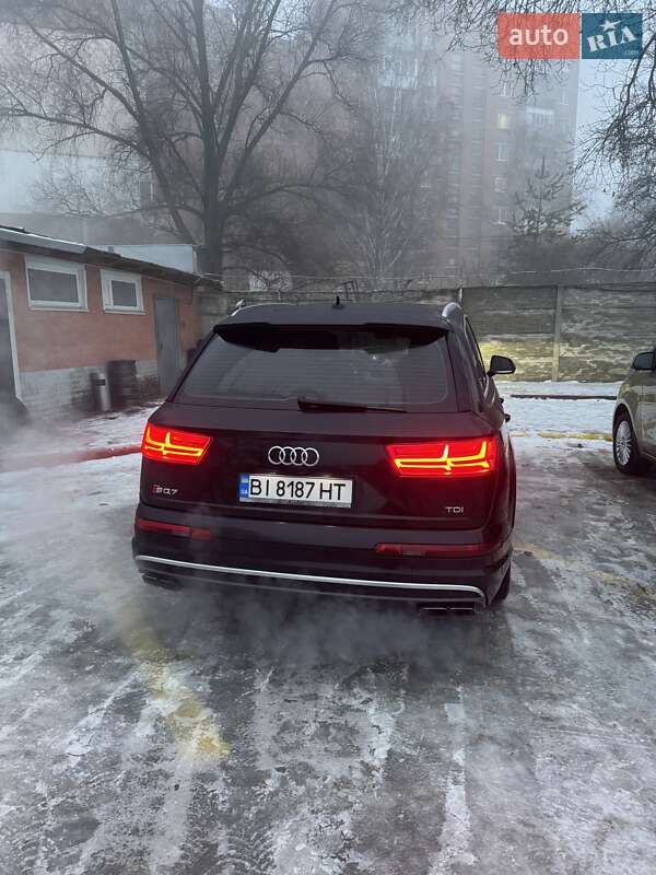 Позашляховик / Кросовер Audi SQ7 2016 в Полтаві фото 2 Позашляховик / Кросовер Audi SQ7 2016 в Полтаві