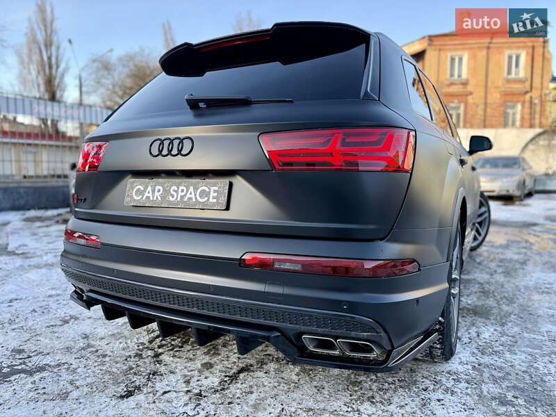 Внедорожник / Кроссовер Audi SQ7 2017 в Одессе