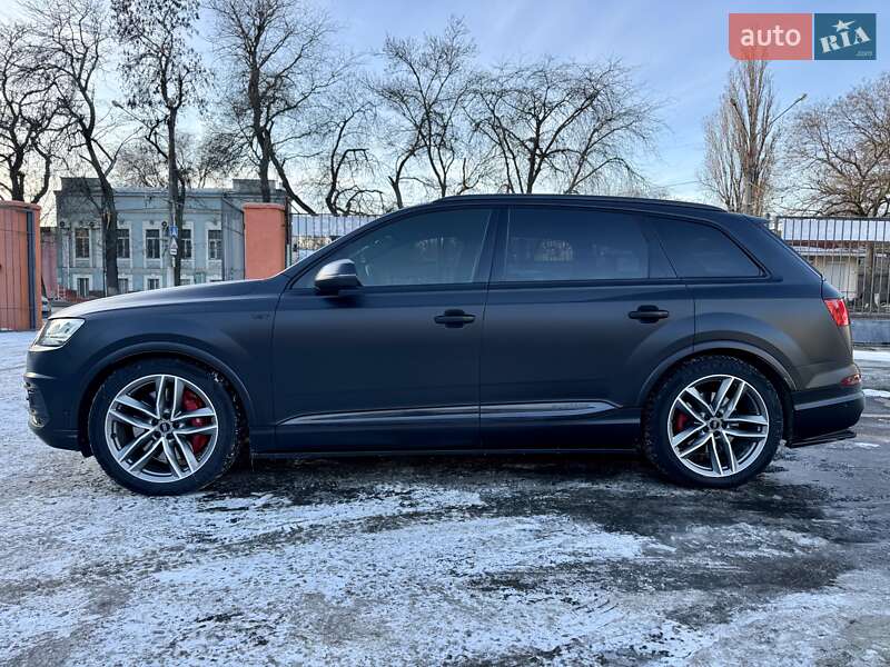 Внедорожник / Кроссовер Audi SQ7 2017 в Одессе