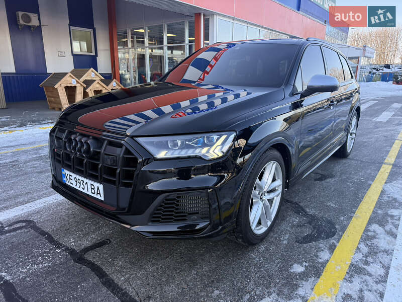 Позашляховик / Кросовер Audi SQ7 2019 в Києві