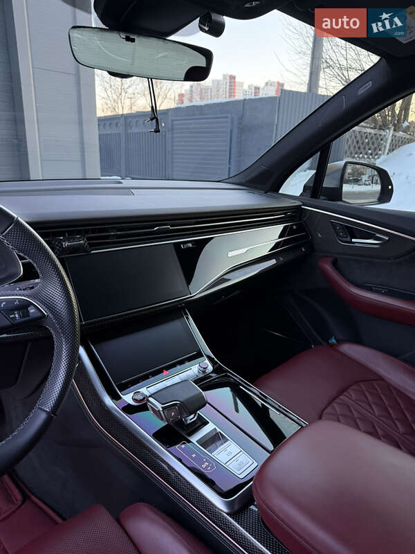 Позашляховик / Кросовер Audi SQ7 2021 в Києві