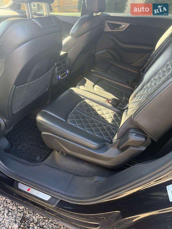 Внедорожник / Кроссовер Audi SQ7 2016 в Хусте фото 5 Внедорожник / Кроссовер Audi SQ7 2016 в Хусте