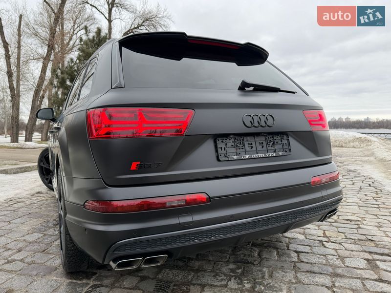 Позашляховик / Кросовер Audi SQ7 2018 в Києві