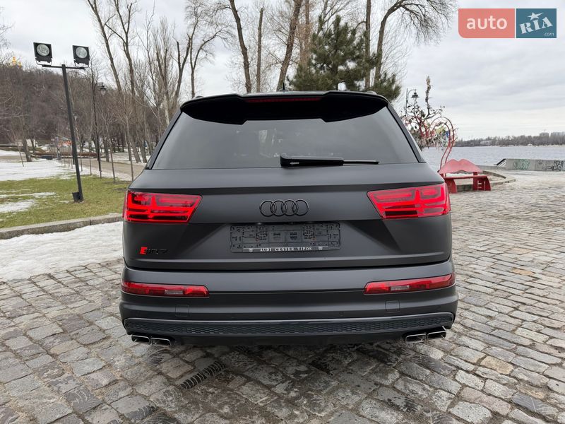 Позашляховик / Кросовер Audi SQ7 2018 в Києві