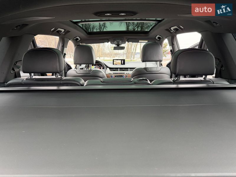 Позашляховик / Кросовер Audi SQ7 2018 в Києві