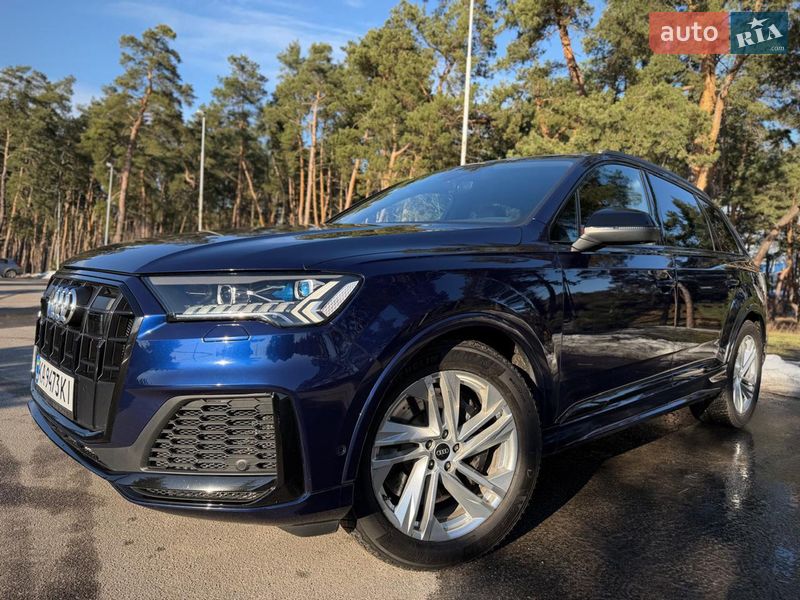 Внедорожник / Кроссовер Audi SQ7 2020 в Киеве