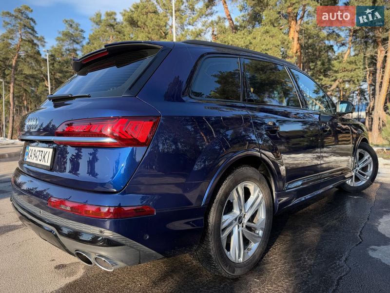 Внедорожник / Кроссовер Audi SQ7 2020 в Киеве