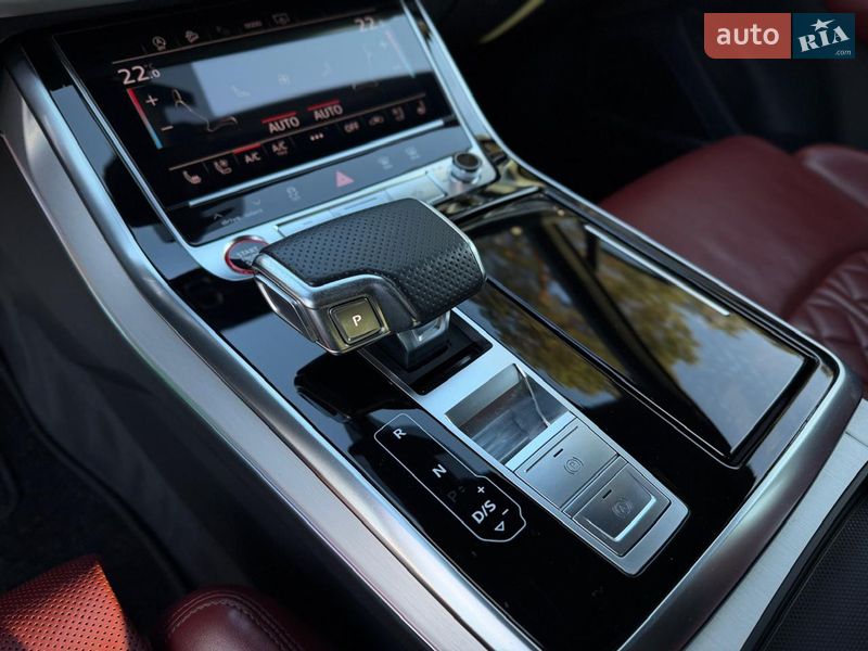Внедорожник / Кроссовер Audi SQ7 2020 в Киеве