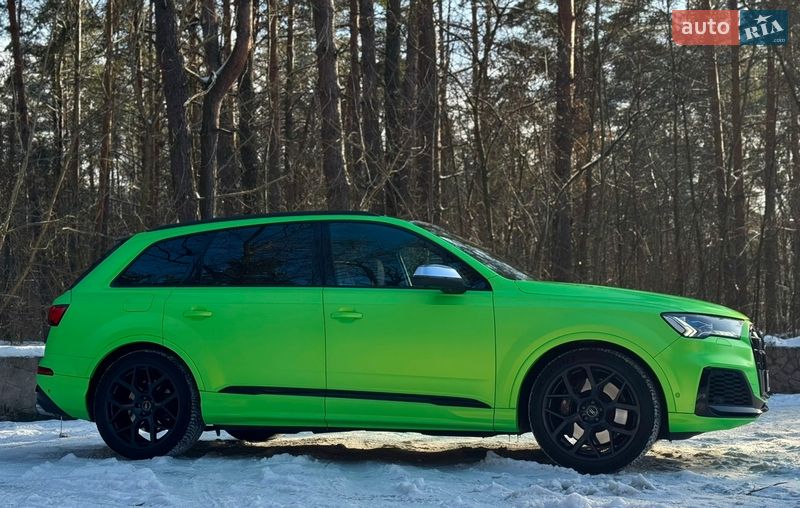 Позашляховик / Кросовер Audi SQ7 2023 в Києві