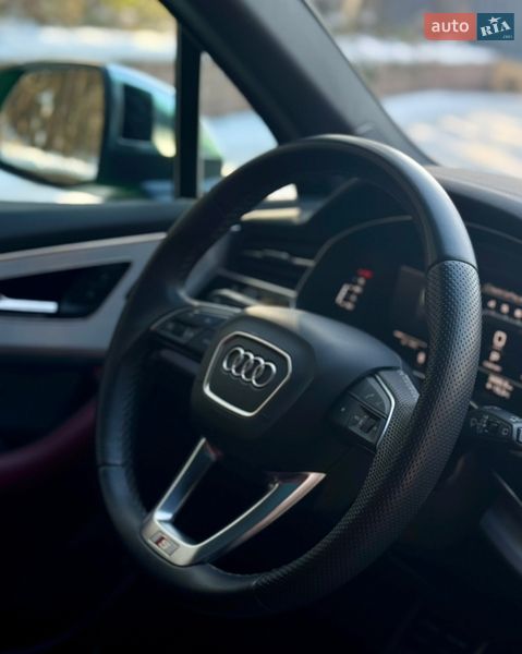 Позашляховик / Кросовер Audi SQ7 2023 в Києві