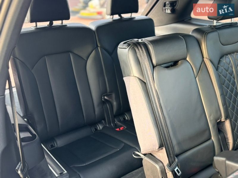 Внедорожник / Кроссовер Audi SQ7 2017 в Ровно фото 42 Внедорожник / Кроссовер Audi SQ7 2017 в Ровно